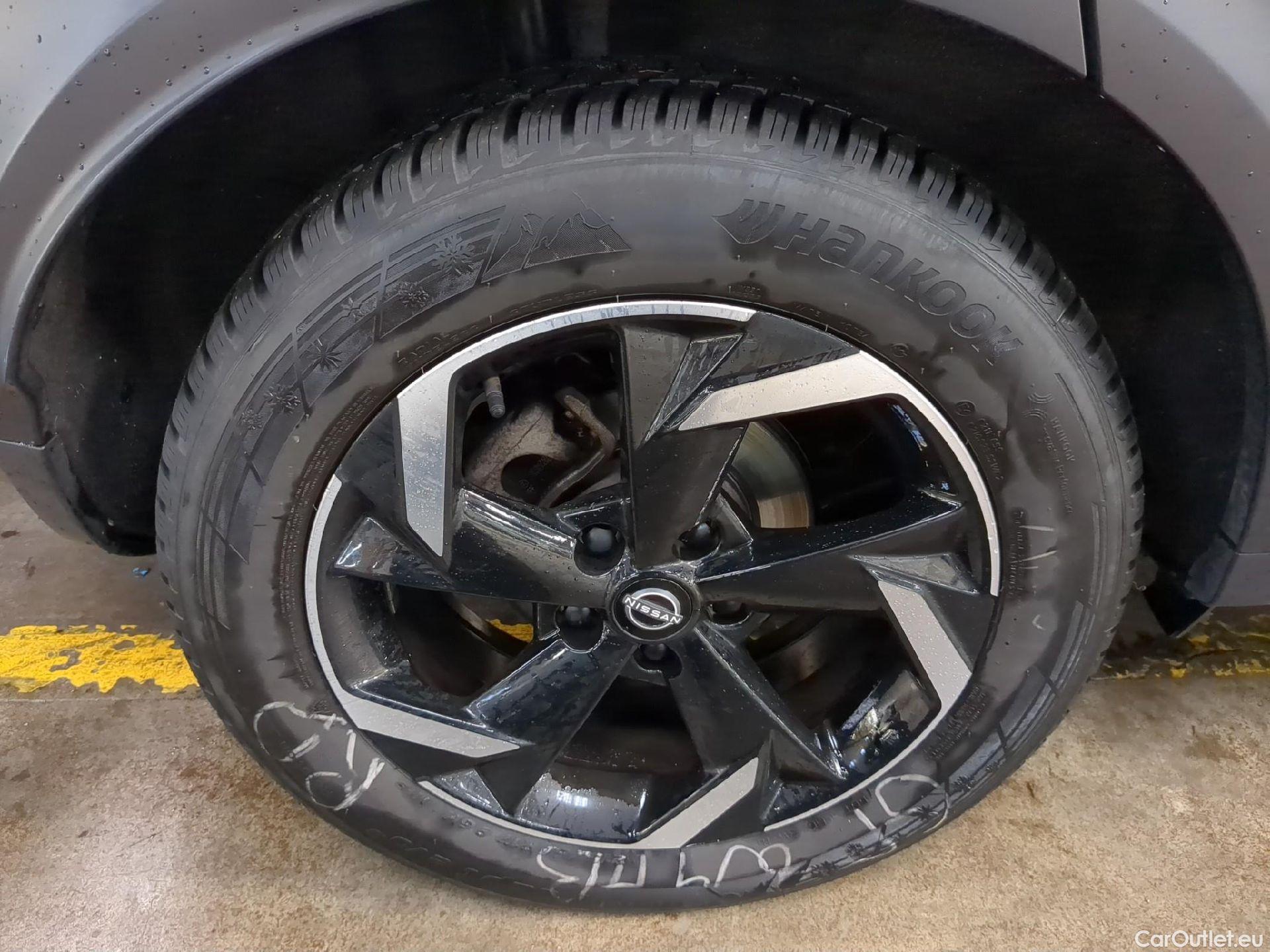  Nissan  Juke NISSAN  / 2019 / 5P / Crossover Hybrid 143 Business+ #1