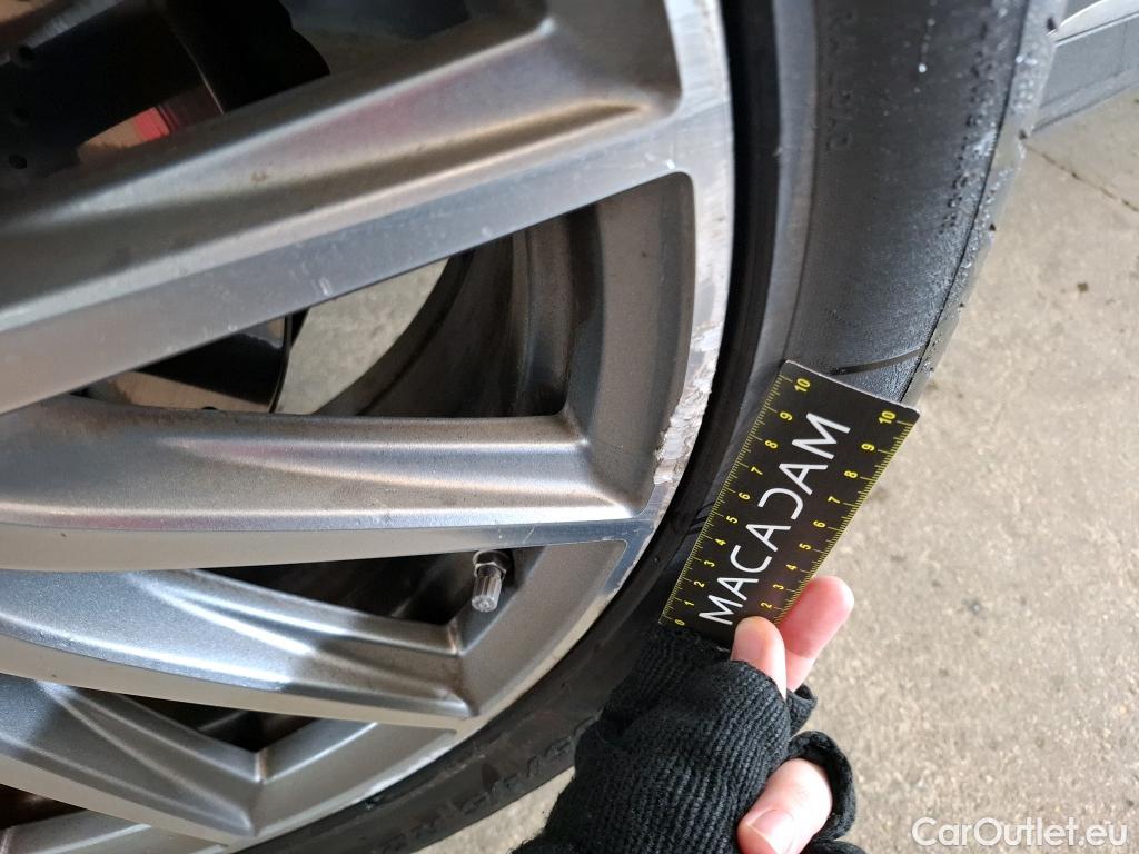  Mercedes  GLA MERCEDES-BENZ  / 2020 / 5P / SUV 1.3  250 e AMG LINE DCT #6