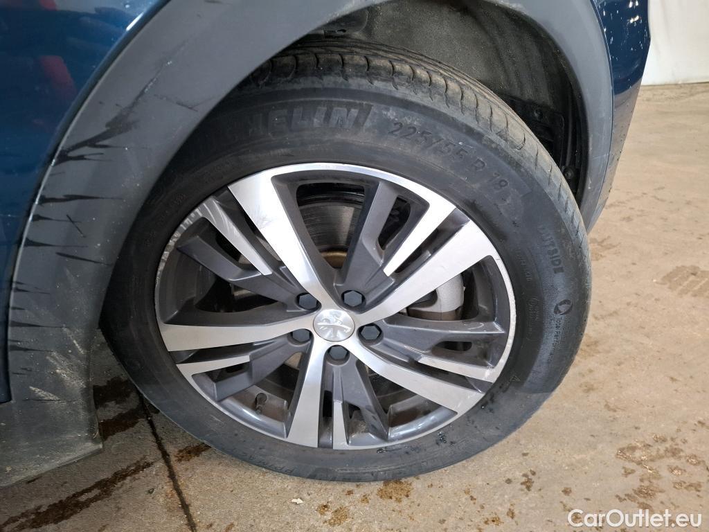  Peugeot  3008 PEUGEOT  / 2020 / 5P / SUV 1.6 HYBRID4 300 E-EAT8 Allure Pack #14