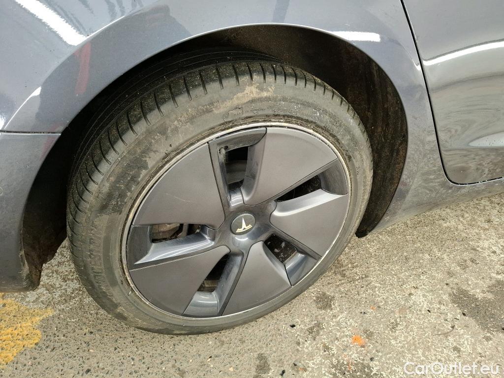  Tesla  Model 3 TESLA  / 2018 / 4P / Berline Grande Autonomie #16