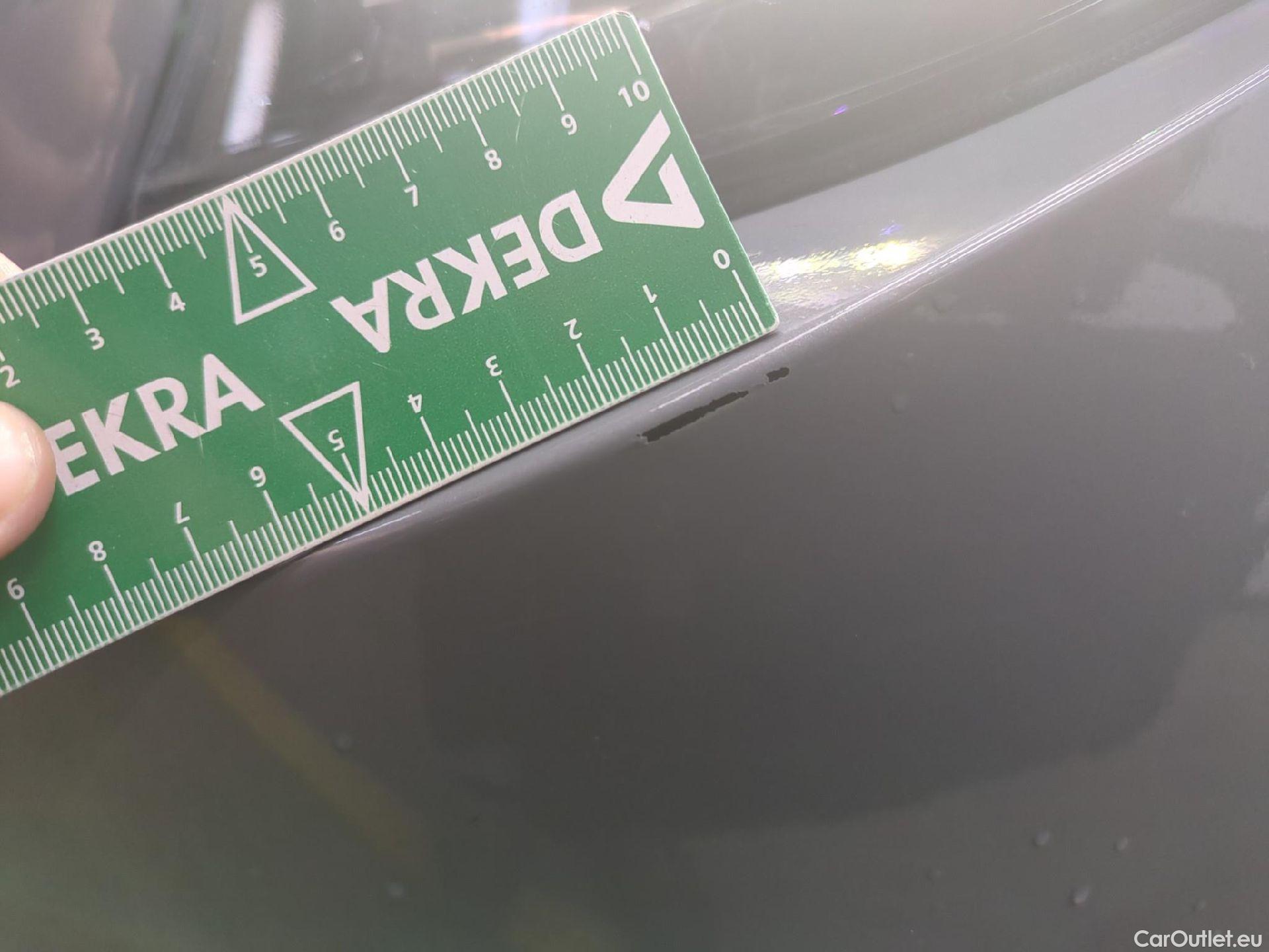  Toyota  Corolla TOYOTA  / 2018 / 5P / Berline Hybride 184h Dynamic Business Stage Acad #21