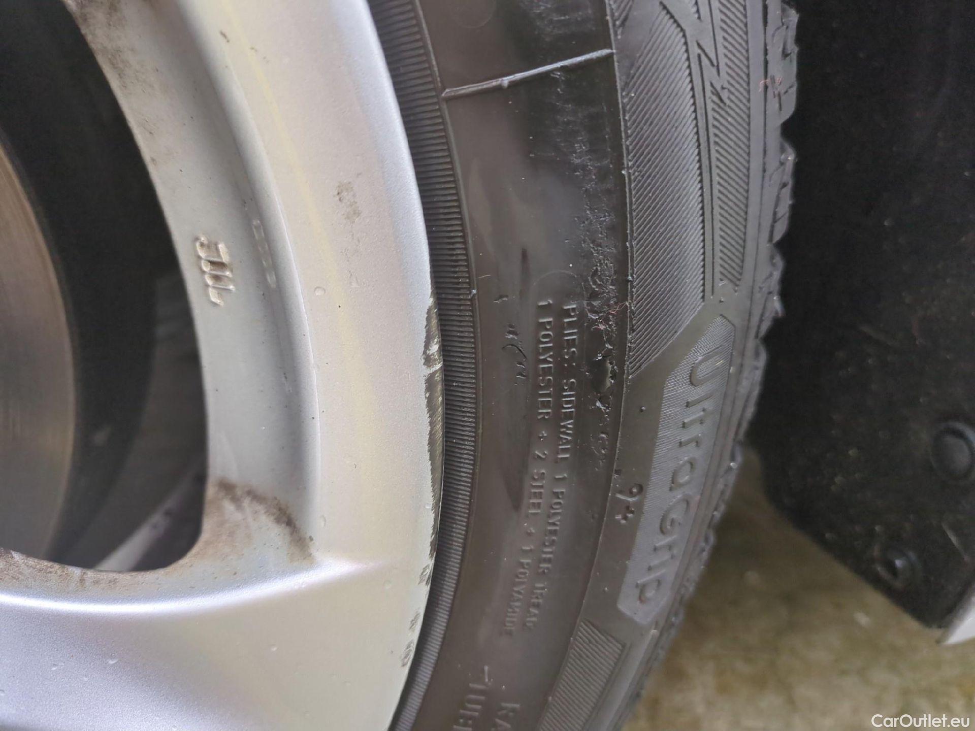  Toyota  Corolla TOYOTA  / 2018 / 5P / Berline Hybride 184h Dynamic Business Stage Acad #2