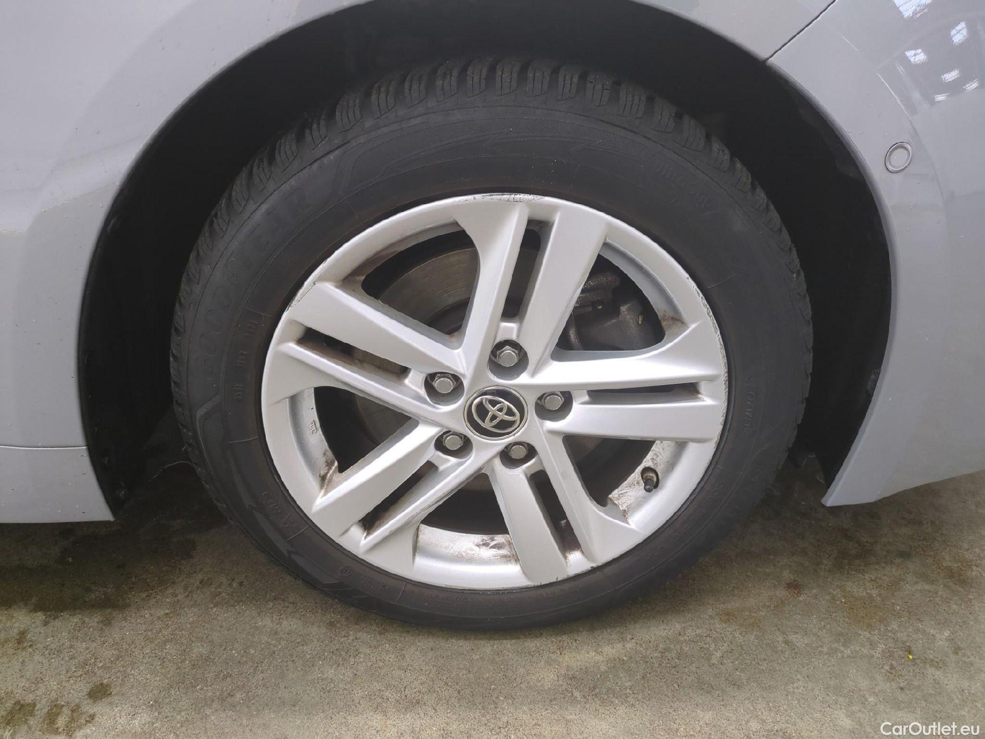  Toyota  Corolla TOYOTA  / 2018 / 5P / Berline Hybride 184h Dynamic Business Stage Acad #13