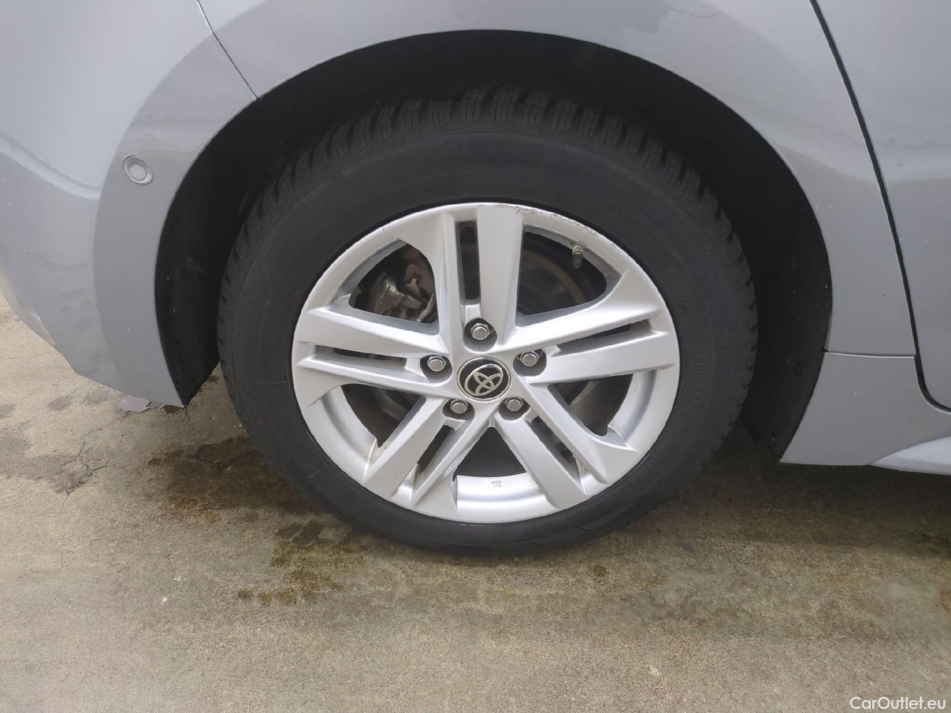  Toyota  Corolla TOYOTA  / 2018 / 5P / Berline Hybride 184h Dynamic Business Stage Acad #9