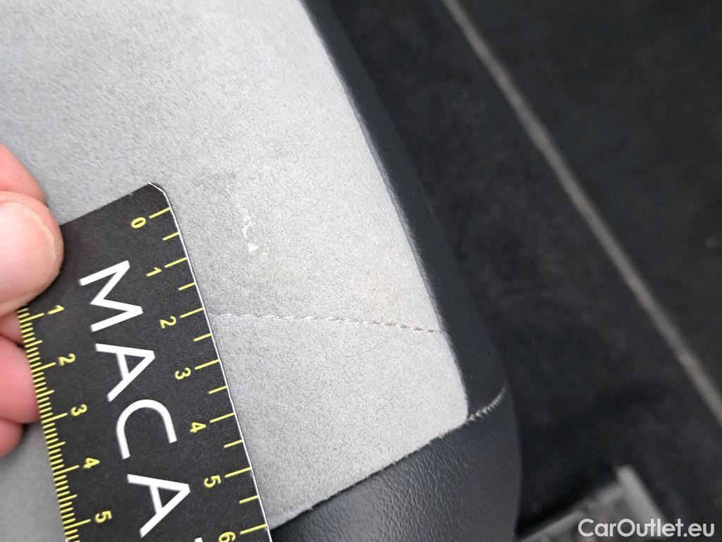  Volkswagen  ID.3 VOLKSWAGEN  / 2020 / 5P / Berline 58 kWh 204ch Pro Performance Active(SL) #17