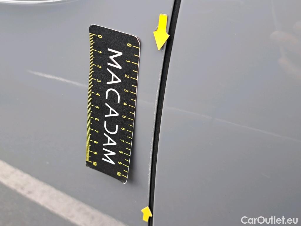  Volkswagen  ID.3 VOLKSWAGEN  / 2020 / 5P / Berline 58 kWh 204ch Pro Performance Active(SL) #29