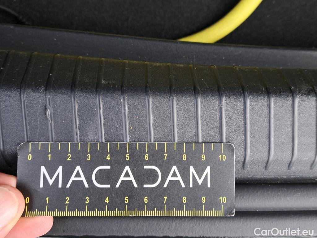  Volkswagen  ID.3 VOLKSWAGEN  / 2020 / 5P / Berline 58 kWh 204ch Pro Performance Active(SL) #31