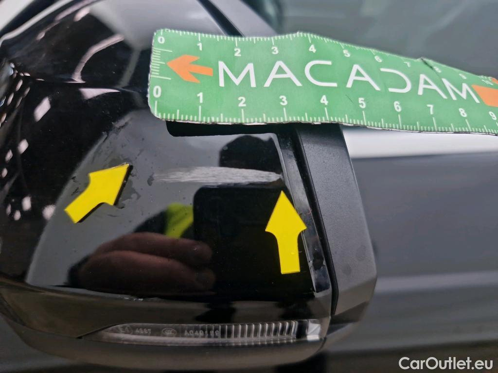  Audi  Q3  35 TDI Design luxe 2.0 TDI 150CV BVA7 E6dT #44