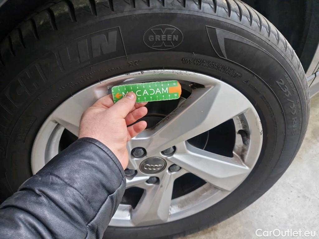  Audi  Q3  35 TDI Design luxe 2.0 TDI 150CV BVA7 E6dT #41