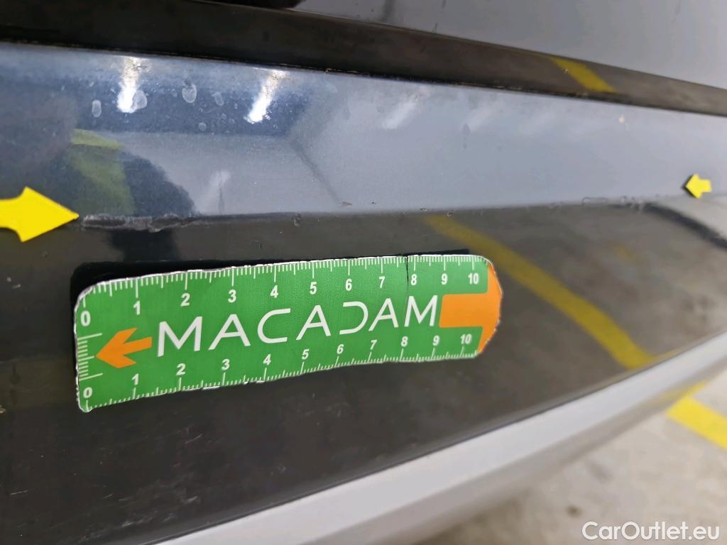  Audi  Q3  35 TDI Design luxe 2.0 TDI 150CV BVA7 E6dT #23