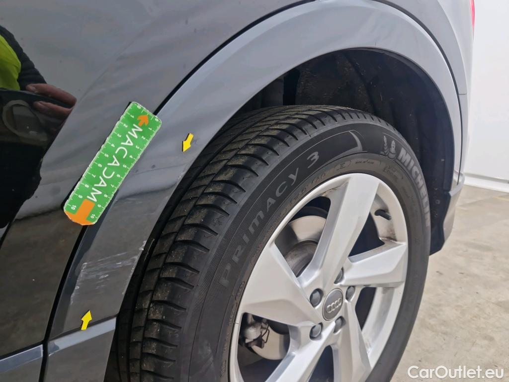  Audi  Q3  35 TDI Design luxe 2.0 TDI 150CV BVA7 E6dT #31