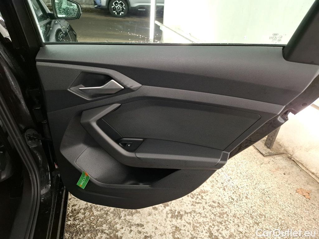  Audi  A1 Sportback AUDI  / 2018 / 5P / Berline 25 TFSI 95 S tronic 7 Advanced #16