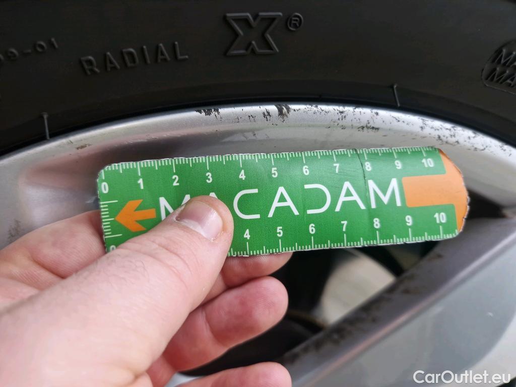  Audi  Q3  35 TDI Design luxe 2.0 TDI 150CV BVA7 E6dT #40