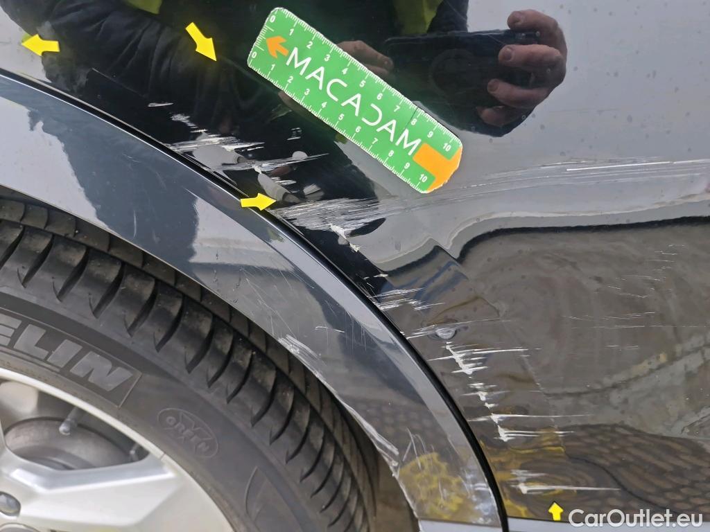  Audi  Q3  35 TDI Design luxe 2.0 TDI 150CV BVA7 E6dT #4