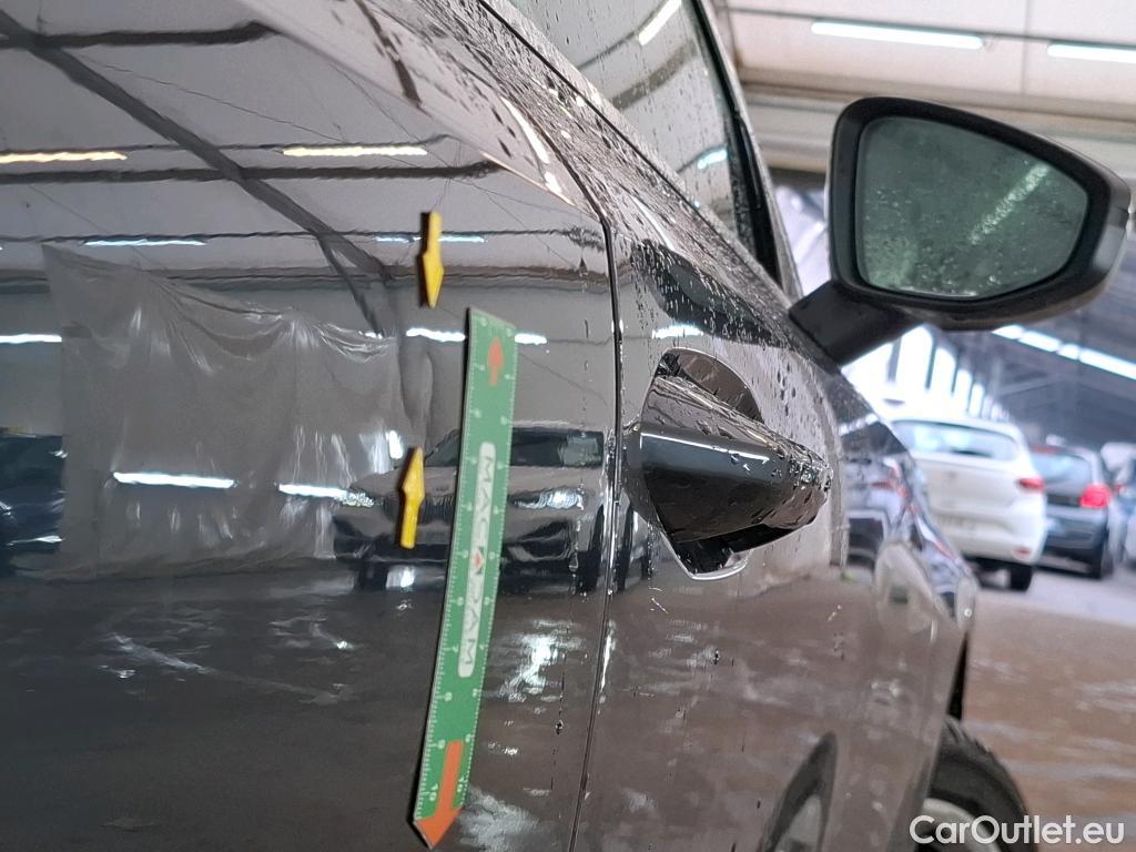  Audi  A3 AUDI  Sportback / 2020 / 5P / Berline 35 TFSI 150 MHEV S Tronic Business Line #14