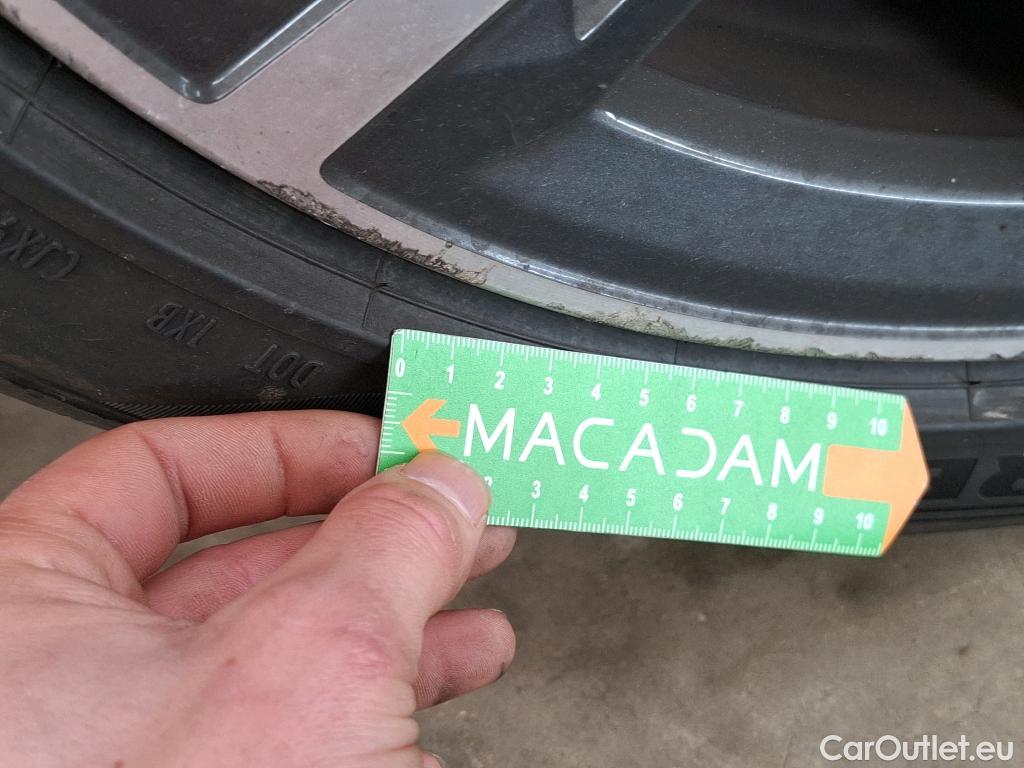  Bmw  Serie 1 Série 1 Berline 116 d Luxury 1.5 115CV BVA7 E6d #28