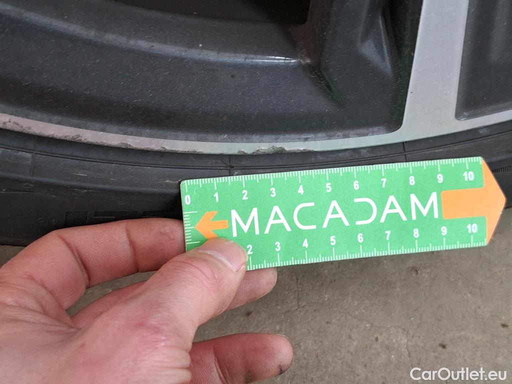  Bmw  Serie 1 Série 1 Berline 116 d Luxury 1.5 115CV BVA7 E6d #29