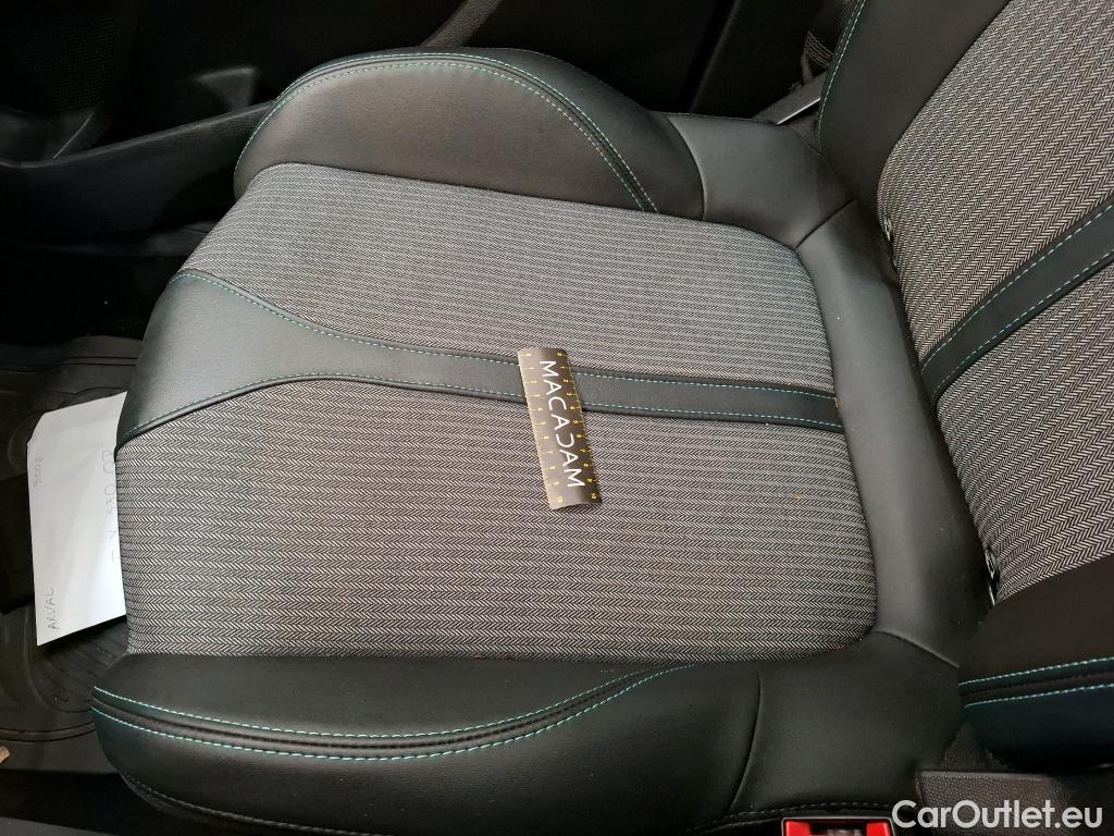  Peugeot  3008 PEUGEOT  2020 5P SUV 1.6 HYBRID 225 EAT8 Allure Pack #41