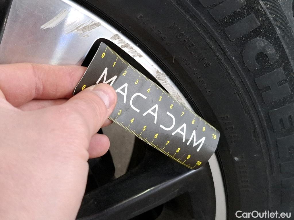  Peugeot  3008 PEUGEOT  2020 5P SUV 1.6 HYBRID 225 EAT8 Allure Pack #49