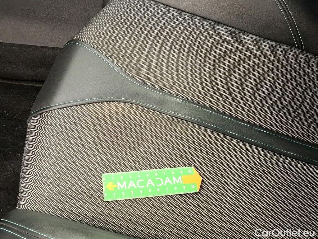  Peugeot  3008  II Allure Pack 1.5 HDi 130CV BVA8 E6d #46