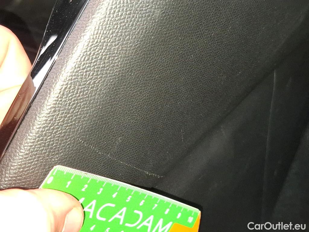  Peugeot  2008  Active Business 1.2 PureTech 130CV BVA8 E6d #9