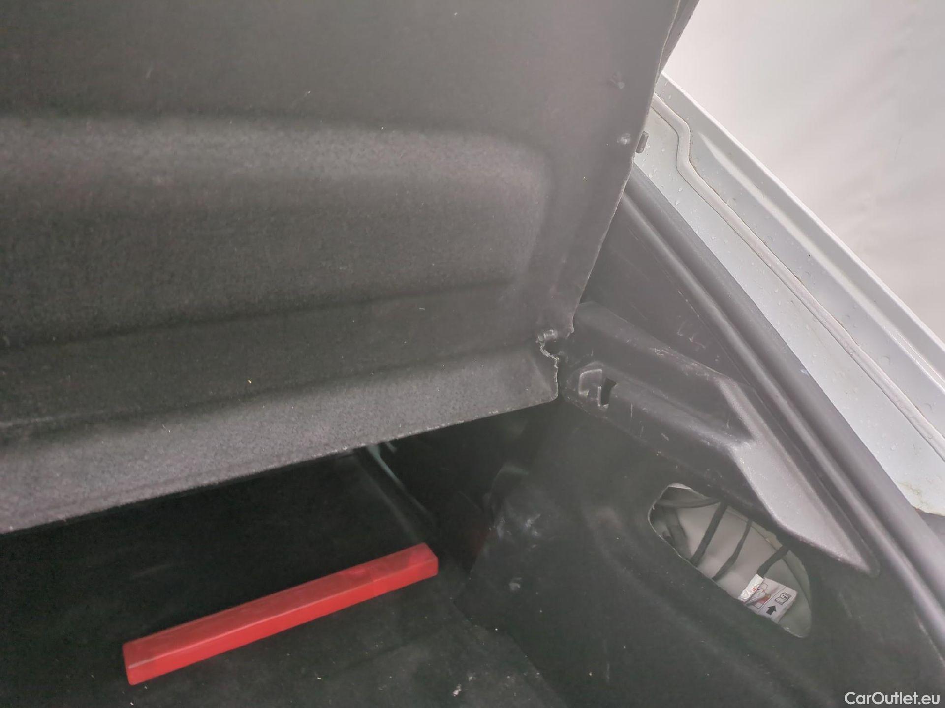  Peugeot  208  Premium 1.5 HDi 100CV BVM6 E6d #6