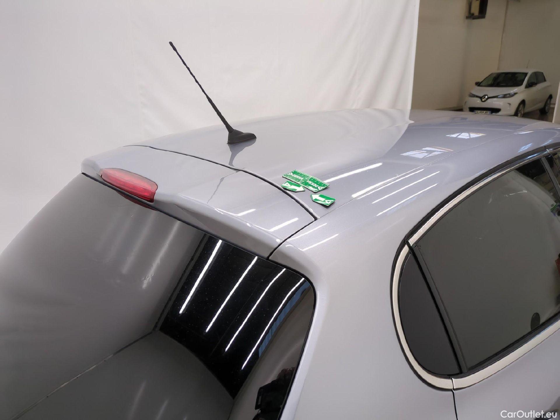  Peugeot  208  Allure Business 1.2 PureTech 110CV BVM6 E6dT #31