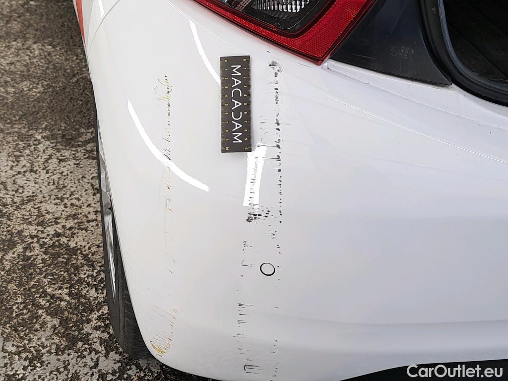  Peugeot  208 PEUGEOT  Affaire VU 5p Berline Puretech 82 S&S PREMIUM PACK #4