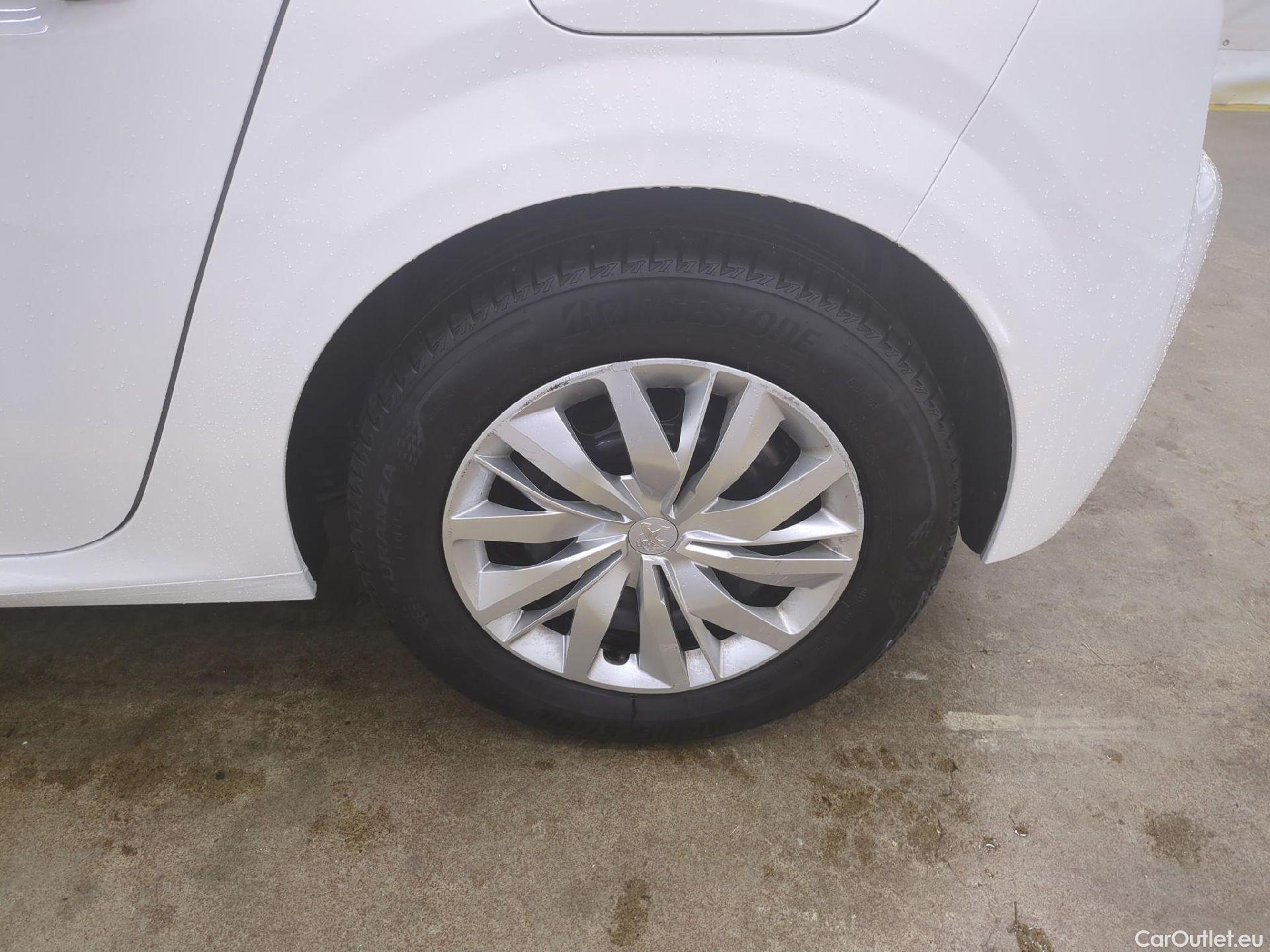  Peugeot  208  Premium 1.5 HDi 100CV BVM6 E6d #4