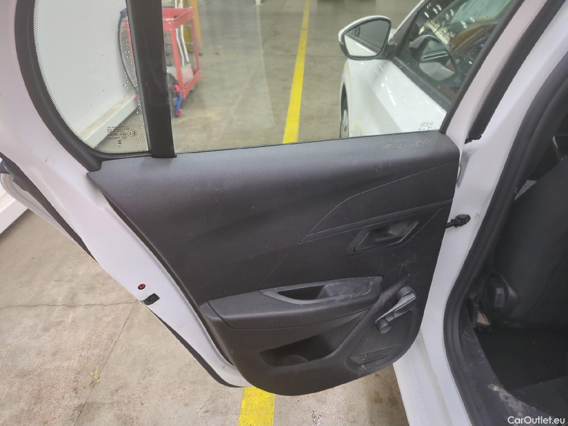  Peugeot  208  Premium 1.5 HDi 100CV BVM6 E6d #31