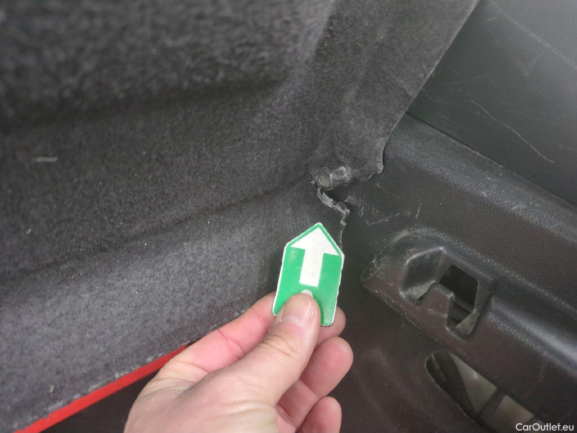  Peugeot  208  Premium 1.5 HDi 100CV BVM6 E6d #8