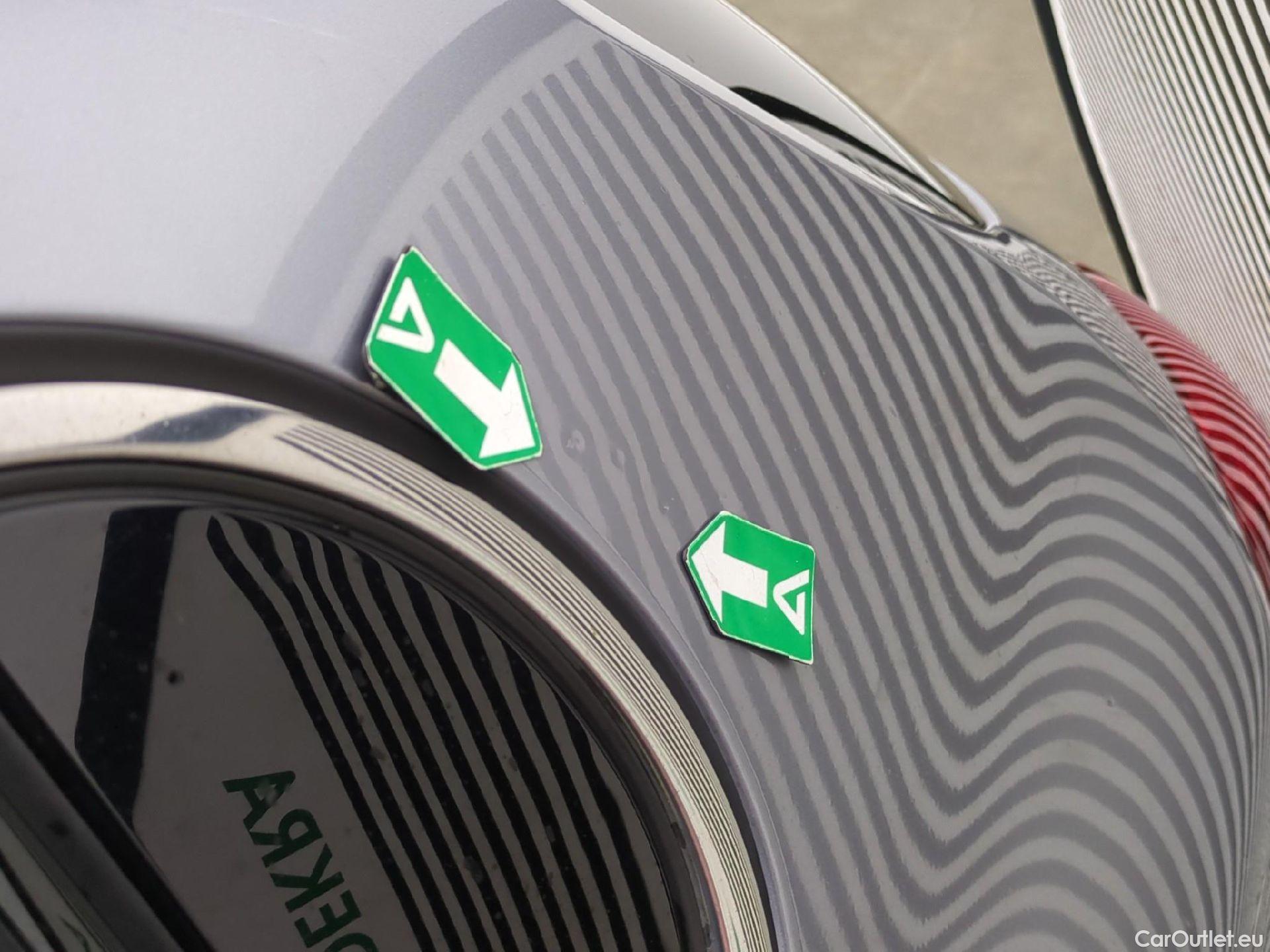  Peugeot  208  Allure Business 1.2 PureTech 110CV BVM6 E6dT #23