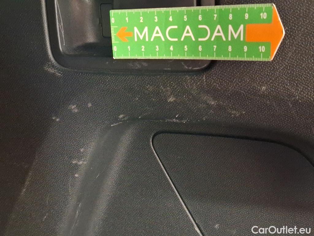  Peugeot  3008  II Allure Pack 1.5 HDi 130CV BVA8 E6d #24