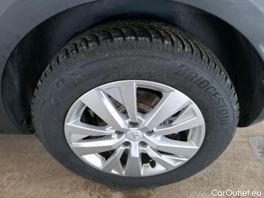  Peugeot  3008  Active Business 1.5 HDi 130CV BVA8 E6d #24