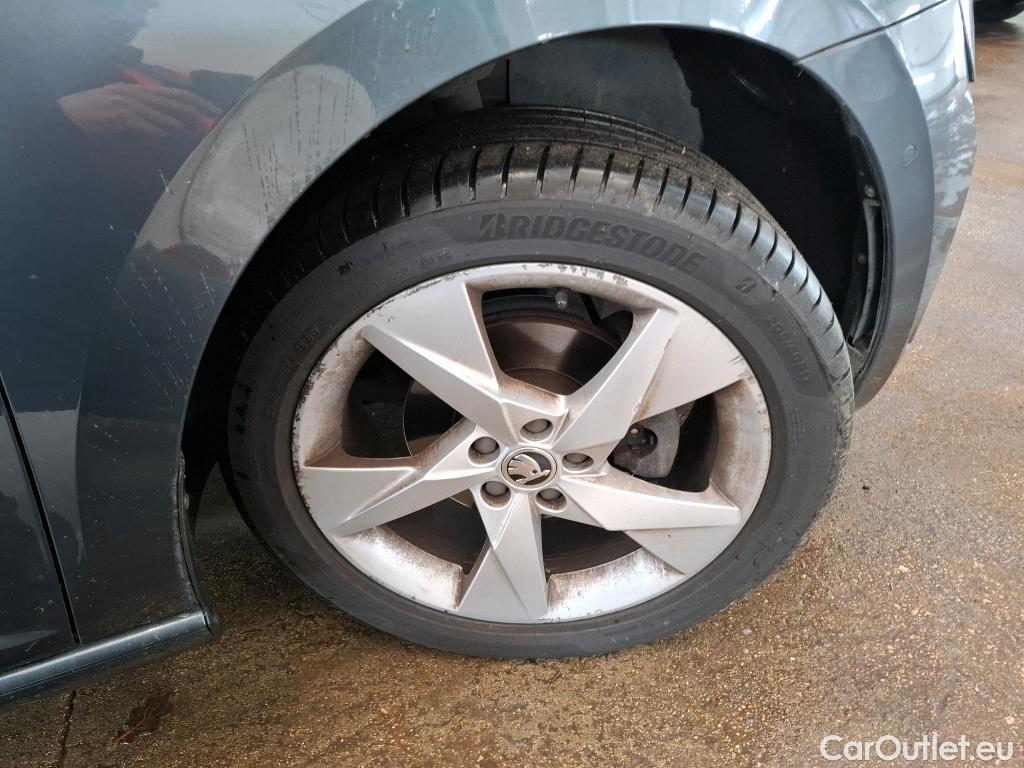  Skoda  Scala  Style 1.0 TSI 110CV BVA7 E6d #13