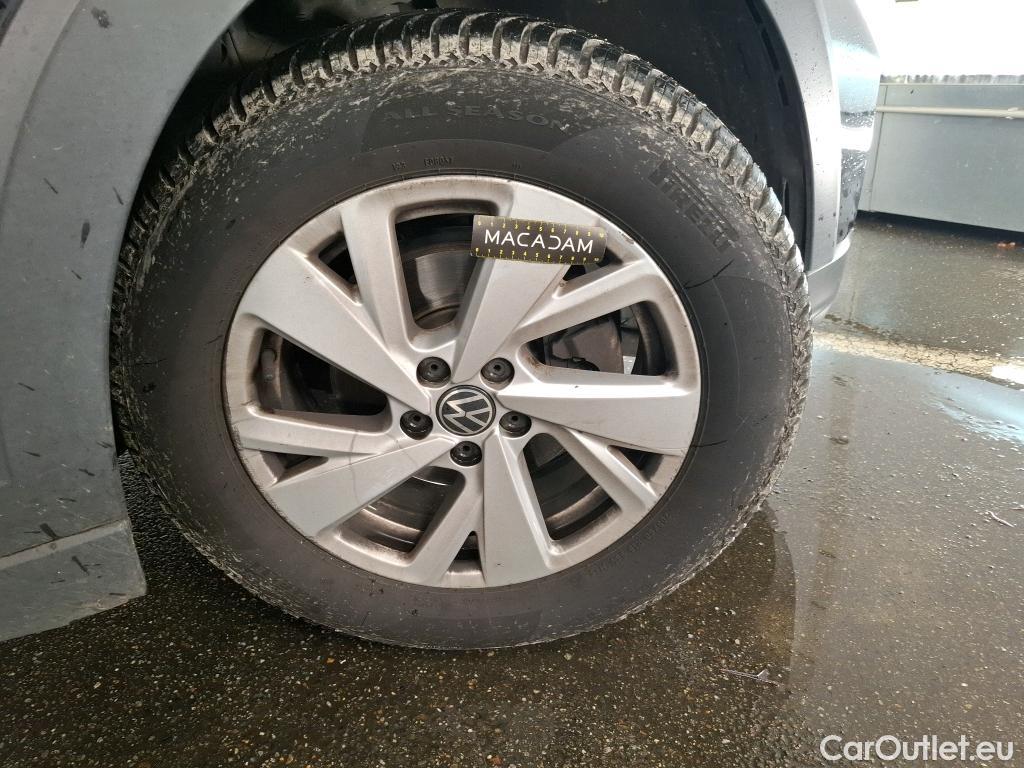  Volkswagen  Taigo VOLKSWAGEN  / 2021 / 5P / SUV 1.0 TSI 110 DSG Life Business #19