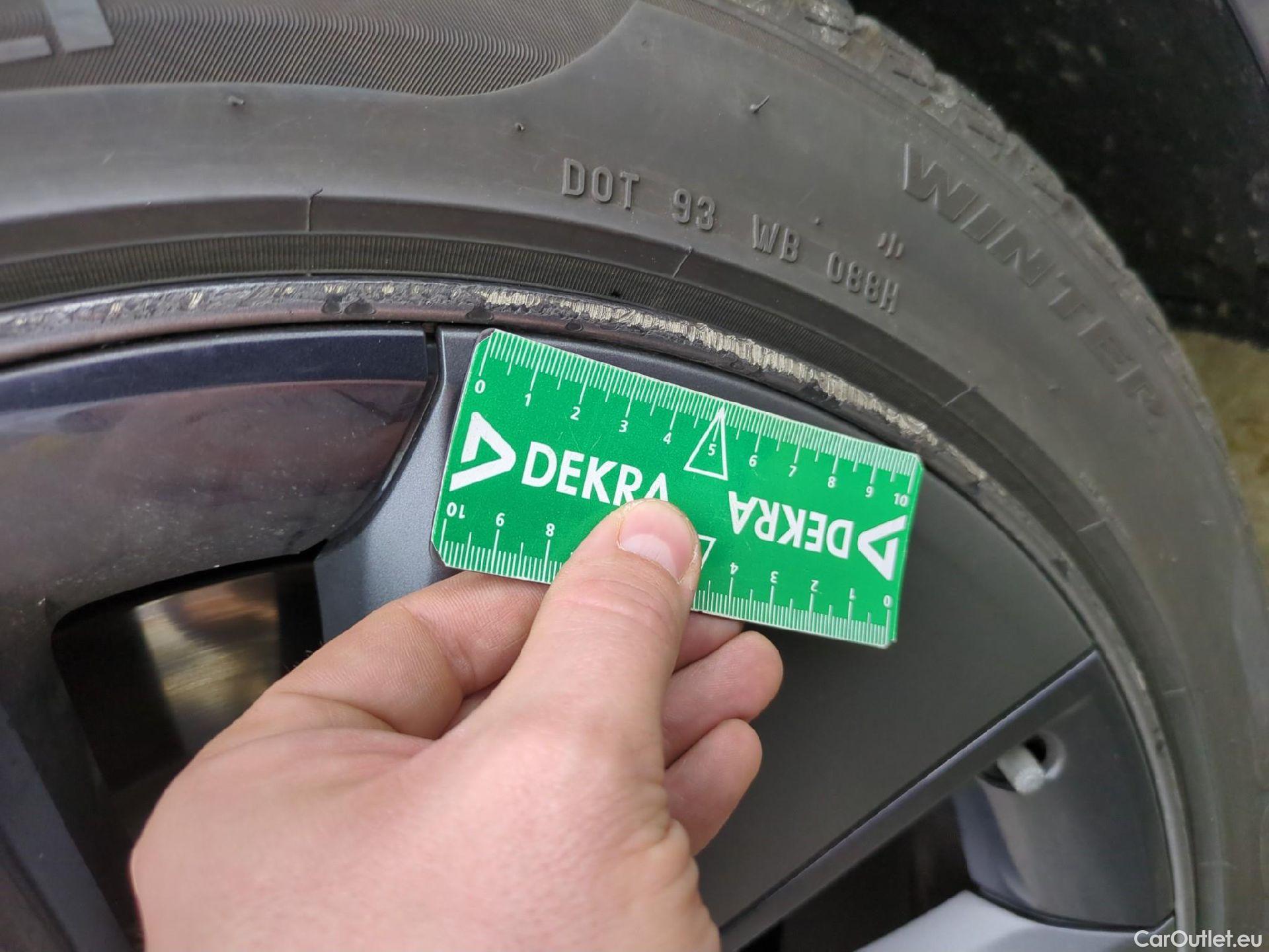  Tesla  Model 3 TESLA  / 2018 / 4P / Berline Grande Autonomie Dual Motor AWD #28