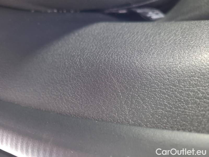  Mazda  CX-30  (2019)  2.0 eSky-G 122 Plus AT #8