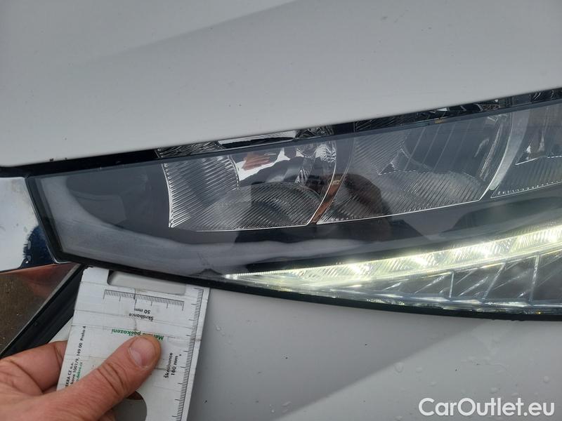  Skoda  Scala  (NW) (2019)  1.0TSI 81 Ambition 5d #4