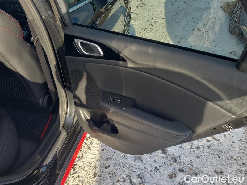  KIA  Cee'd ProCeed  (CD)(2018) ProCeed 1.6 T-GDI GT AT #20