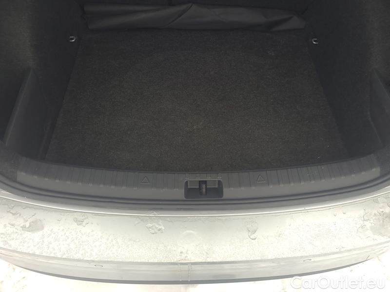  Skoda  Scala  (NW) (2019)  1.5TSI 110 Style #14