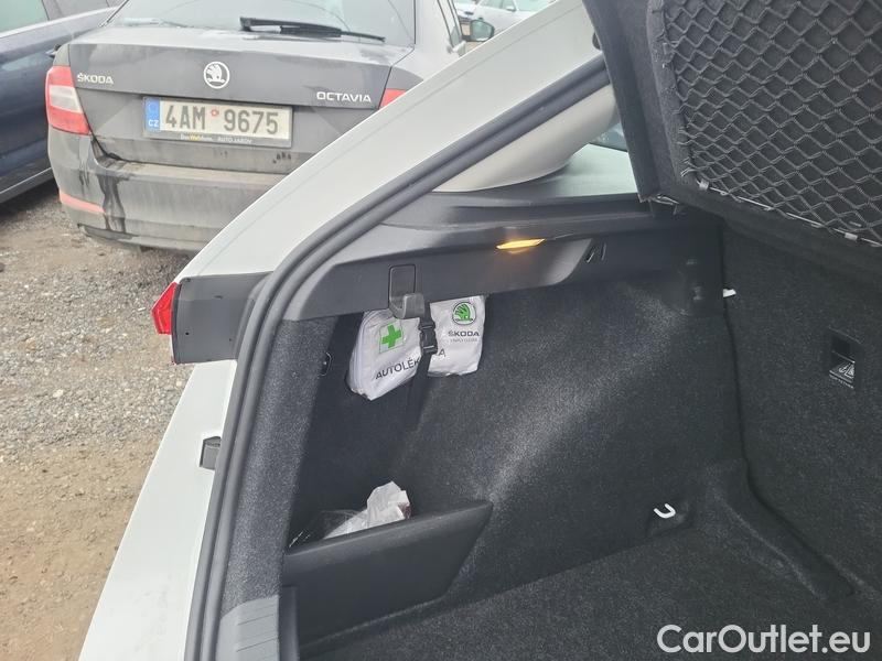  Skoda  Scala  (NW) (2019)  1.0TSI 81 Ambition 5d #8