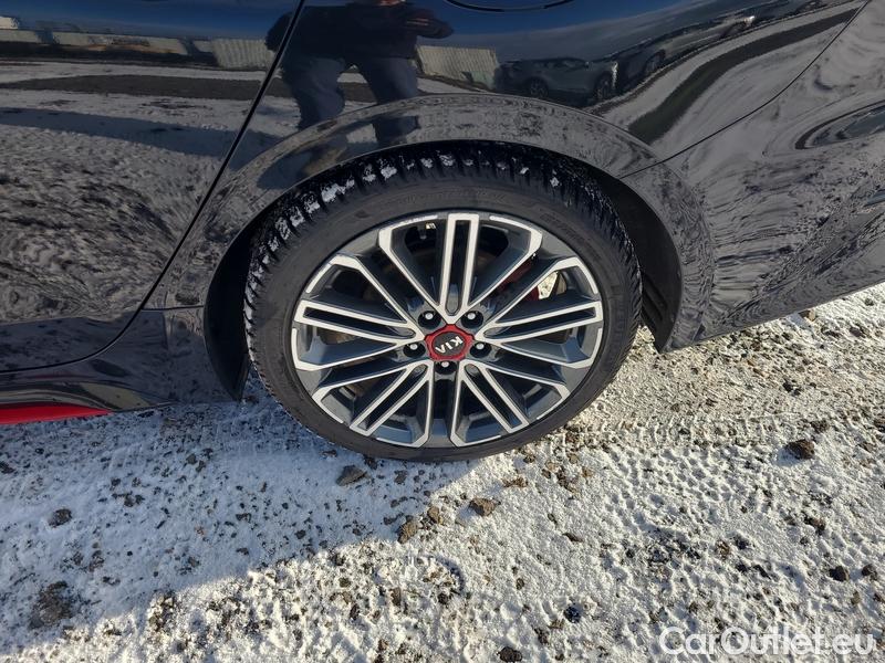  KIA  Cee'd ProCeed  (CD)(2018) ProCeed 1.6 T-GDI GT AT #13