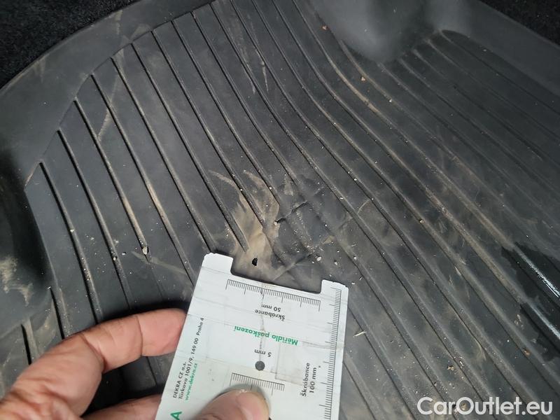  Skoda  Scala  (NW) (2019)  1.0TSI 81 Ambition 5d #11