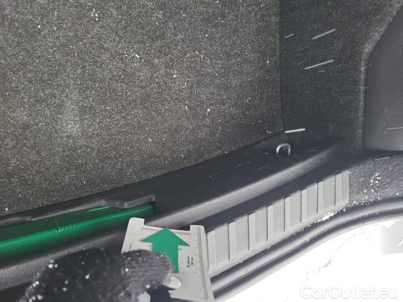  Skoda  Scala  (NW) (2019)  1.5TSI 110 Style #9