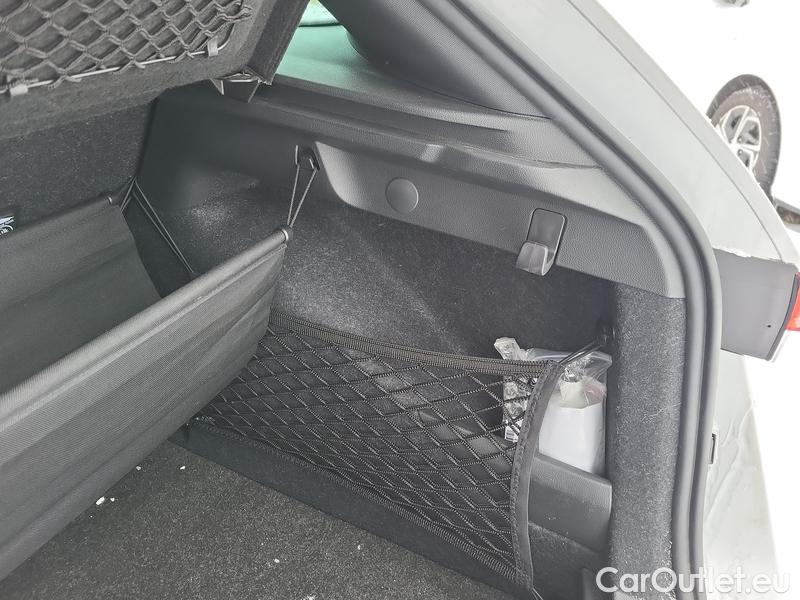  Skoda  Scala  (NW) (2019)  1.5TSI 110 Style #9