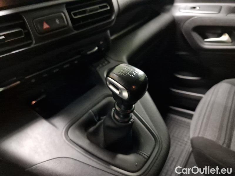  Opel  Combo   E Cargo (2018) C.Life 1.5CDTI 96 Elegance+ #4