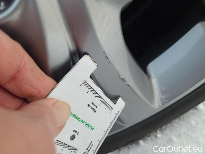  Mazda  CX-30  (2019)  2.0 eSky-G 122 Plus AT #4