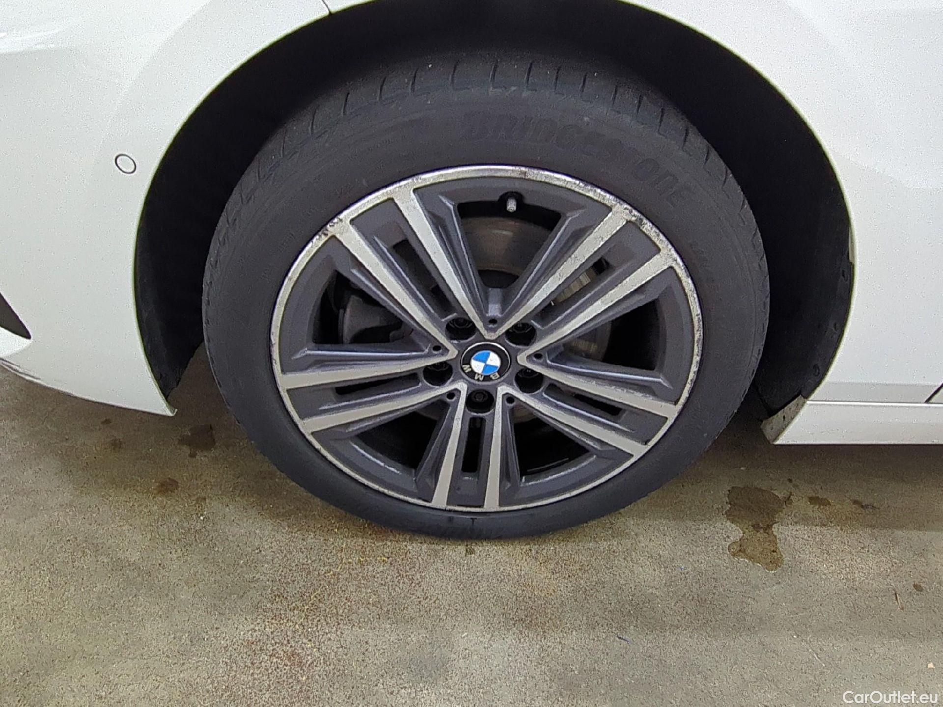  Bmw  Serie 2 BMW Série 2 Gran Coupé / 2019 / 4P / Berline 218D AUTO Business Design #9