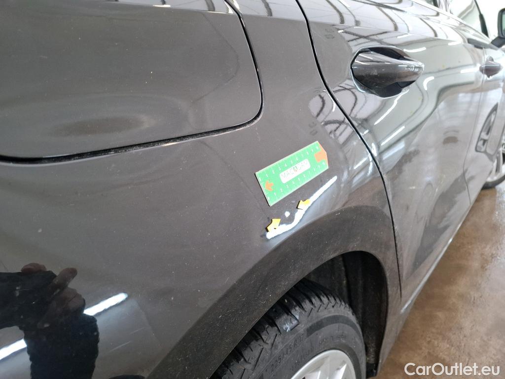  Audi  A3 AUDI  Berline / 2020 / 4P / Berline 30 TFSI MHEV S Tronic 110 Business Line #33